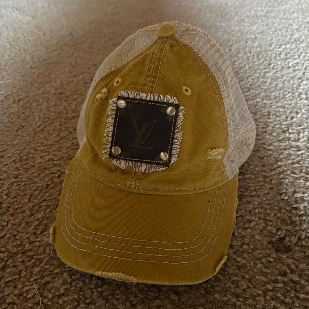 LV patch hat